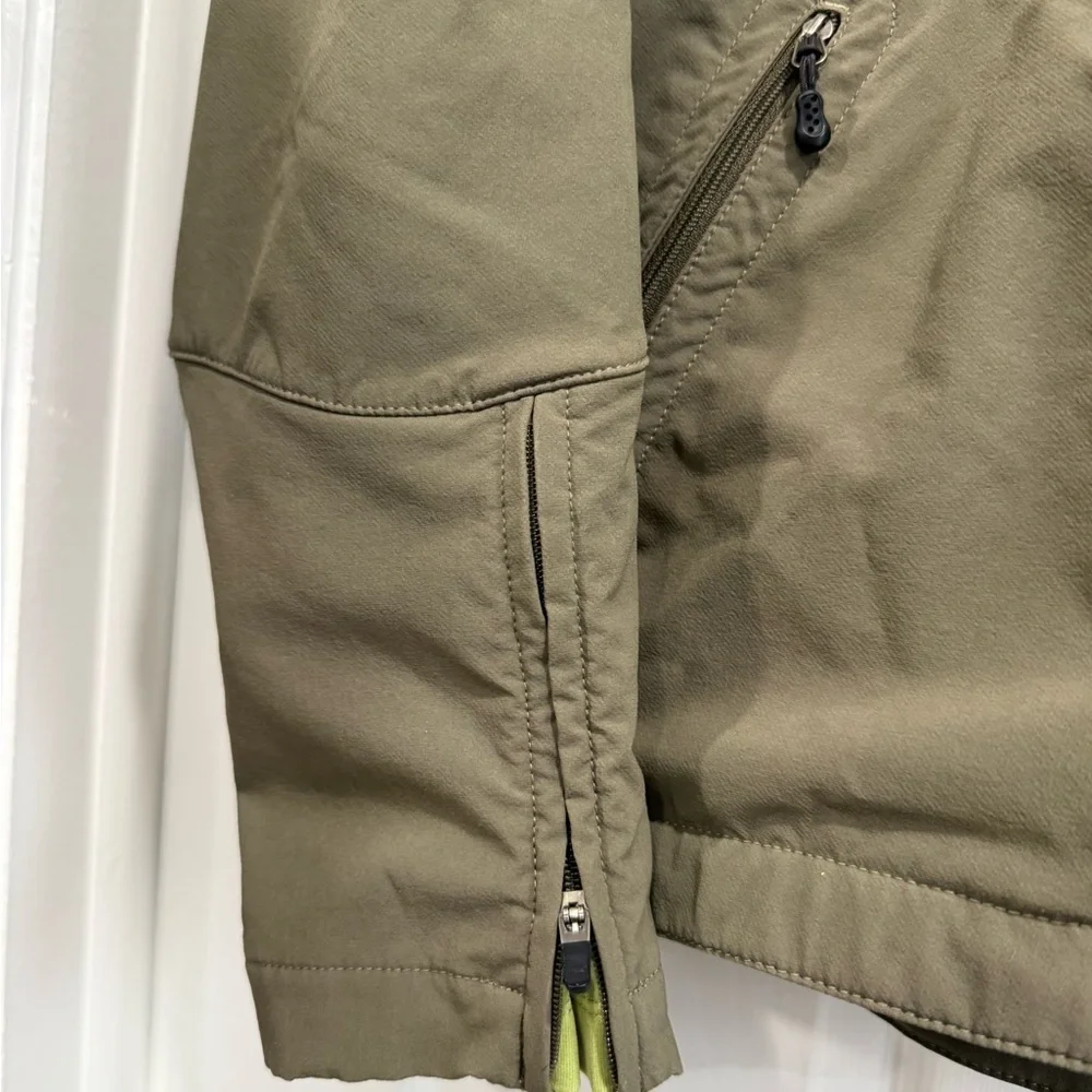Patagonia Men's Khaki Performance Jacket
